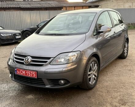 Серый Фольксваген Гольф Плюс, объемом двигателя 1.4 л и пробегом 220 тыс. км за 4999 $, фото 3 на Automoto.ua