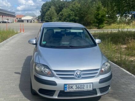 Сірий Фольксваген Golf Plus, об'ємом двигуна 1.4 л та пробігом 240 тис. км за 5200 $, фото 1 на Automoto.ua