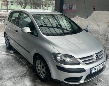 Серый Фольксваген Гольф Плюс, объемом двигателя 1.4 л и пробегом 213 тыс. км за 5500 $, фото 1 на Automoto.ua