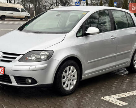 Сірий Фольксваген Golf Plus, об'ємом двигуна 1.6 л та пробігом 216 тис. км за 5850 $, фото 1 на Automoto.ua