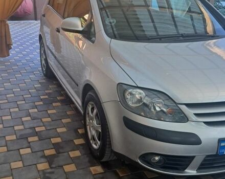 Серый Фольксваген Гольф Плюс, объемом двигателя 0 л и пробегом 300 тыс. км за 4999 $, фото 1 на Automoto.ua