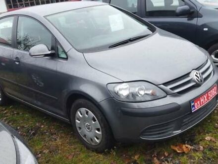 Серый Фольксваген Гольф Плюс, объемом двигателя 1.6 л и пробегом 204 тыс. км за 5800 $, фото 1 на Automoto.ua