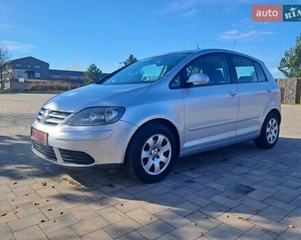 Серый Фольксваген Гольф Плюс, объемом двигателя 1.6 л и пробегом 131 тыс. км за 6850 $, фото 1 на Automoto.ua