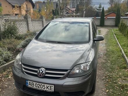 Фольксваген Гольф Плюс 2005 в Виннице на Automoto.ua Серый Фольксваген Гольф Плюс, объемом двигателя 1.6 л и пробегом 209 тыс. км за 5500 $, фото 1 на Automoto.ua