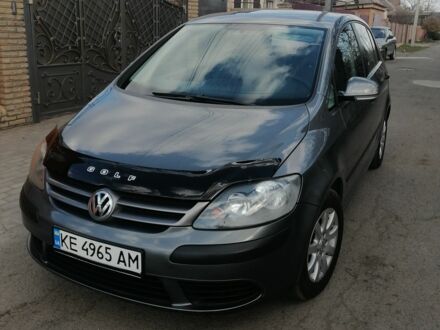 Сірий Фольксваген Golf Plus, об'ємом двигуна 1 л та пробігом 239 тис. км за 6000 $, фото 1 на Automoto.ua