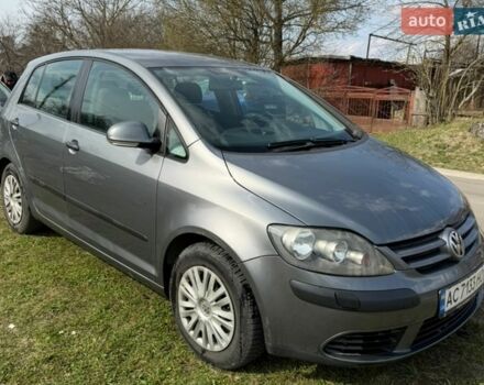Сірий Фольксваген Golf Plus, об'ємом двигуна 1.39 л та пробігом 194 тис. км за 5200 $, фото 1 на Automoto.ua