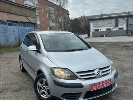 Серый Фольксваген Гольф Плюс, объемом двигателя 1.6 л и пробегом 180 тыс. км за 6200 $, фото 1 на Automoto.ua