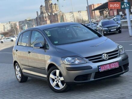 Фольксваген Гольф Плюс 2005 в Луцке на Automoto.ua Серый Фольксваген Гольф Плюс, объемом двигателя 1.4 л и пробегом 197 тыс. км за 5250 $, фото 1 на Automoto.ua