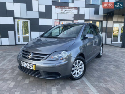 Сірий Фольксваген Golf Plus, об'ємом двигуна 1.6 л та пробігом 99 тис. км за 6600 $, фото 1 на Automoto.ua