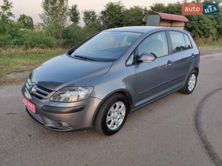 Серый Фольксваген Гольф Плюс, объемом двигателя 1.6 л и пробегом 175 тыс. км за 5800 $, фото 1 на Automoto.ua