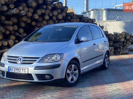 Серый Фольксваген Гольф Плюс, объемом двигателя 1.6 л и пробегом 212 тыс. км за 5399 $, фото 1 на Automoto.ua