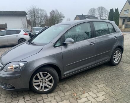 Серый Фольксваген Гольф Плюс, объемом двигателя 1.9 л и пробегом 250 тыс. км за 3700 $, фото 1 на Automoto.ua
