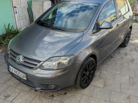 Фольксваген Гольф Плюс 2006 в Харькове на Automoto.ua Серый Фольксваген Гольф Плюс, объемом двигателя 1.6 л и пробегом 290 тыс. км за 6500 $, фото 1 на Automoto.ua