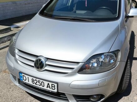 Фольксваген Golf Plus 2006 у Пирятине на Automoto.ua Сірий Фольксваген Golf Plus, об'ємом двигуна 1.6 л та пробігом 257 тис. км за 7300 $, фото 1 на Automoto.ua
