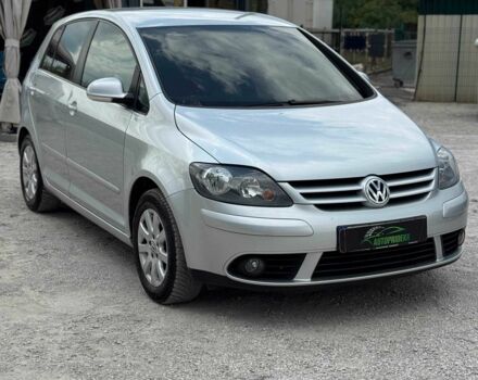 Серый Фольксваген Гольф Плюс, объемом двигателя 1.6 л и пробегом 232 тыс. км за 6507 $, фото 1 на Automoto.ua