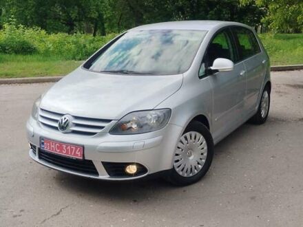 Сірий Фольксваген Golf Plus, об'ємом двигуна 1.6 л та пробігом 180 тис. км за 6700 $, фото 1 на Automoto.ua