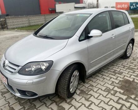 Серый Фольксваген Гольф Плюс, объемом двигателя 1.9 л и пробегом 216 тыс. км за 2950 $, фото 1 на Automoto.ua