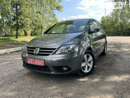 Сірий Фольксваген Golf Plus, об'ємом двигуна 1.6 л та пробігом 197 тис. км за 6450 $, фото 1 на Automoto.ua