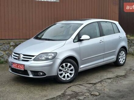 Серый Фольксваген Гольф Плюс, объемом двигателя 1.6 л и пробегом 230 тыс. км за 7999 $, фото 1 на Automoto.ua