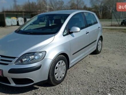 Серый Фольксваген Гольф Плюс, объемом двигателя 1.4 л и пробегом 195 тыс. км за 5750 $, фото 1 на Automoto.ua