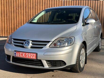 Сірий Фольксваген Golf Plus, об'ємом двигуна 1.4 л та пробігом 227 тис. км за 6250 $, фото 1 на Automoto.ua