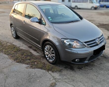 Серый Фольксваген Гольф Плюс, объемом двигателя 1.6 л и пробегом 169 тыс. км за 6199 $, фото 1 на Automoto.ua