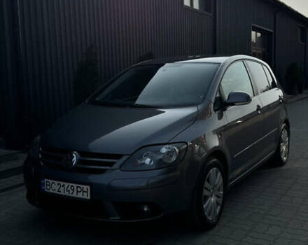 Серый Фольксваген Гольф Плюс, объемом двигателя 1.97 л и пробегом 247 тыс. км за 8900 $, фото 1 на Automoto.ua