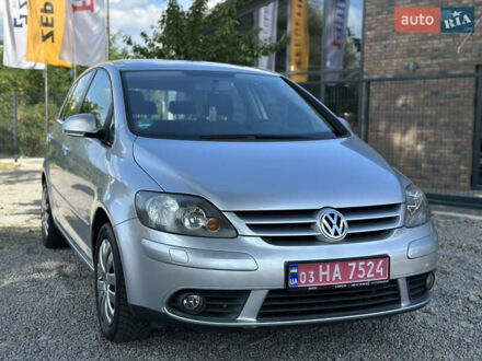 Фольксваген Гольф Плюс 2006 в Виннице на Automoto.ua Серый Фольксваген Гольф Плюс, объемом двигателя 1.6 л и пробегом 221 тыс. км за 6400 $, фото 1 на Automoto.ua