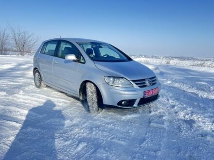 Сірий Фольксваген Golf Plus, об'ємом двигуна 1.6 л та пробігом 180 тис. км за 6300 $, фото 1 на Automoto.ua