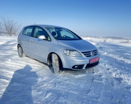 Серый Фольксваген Гольф Плюс, объемом двигателя 1.6 л и пробегом 180 тыс. км за 6300 $, фото 1 на Automoto.ua