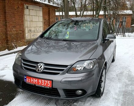 Серый Фольксваген Гольф Плюс, объемом двигателя 1.6 л и пробегом 20600 тыс. км за 5999 $, фото 1 на Automoto.ua