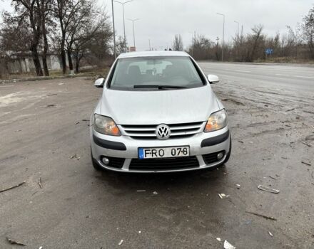 Серый Фольксваген Гольф Плюс, объемом двигателя 1.9 л и пробегом 337 тыс. км за 2750 $, фото 1 на Automoto.ua