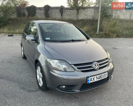 Сірий Фольксваген Golf Plus, об'ємом двигуна 1.6 л та пробігом 212 тис. км за 6000 $, фото 1 на Automoto.ua