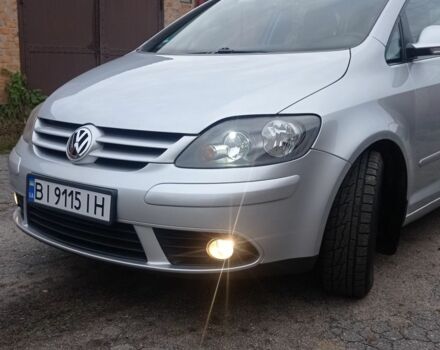 Серый Фольксваген Гольф Плюс, объемом двигателя 1.6 л и пробегом 237 тыс. км за 5800 $, фото 1 на Automoto.ua