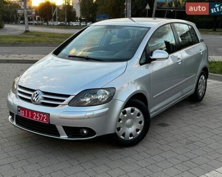 Сірий Фольксваген Golf Plus, об'ємом двигуна 1.6 л та пробігом 226 тис. км за 5500 $, фото 1 на Automoto.ua