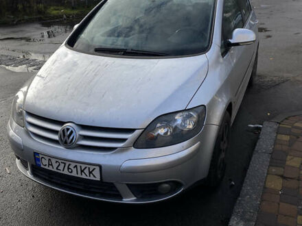 Сірий Фольксваген Golf Plus, об'ємом двигуна 1.6 л та пробігом 157 тис. км за 7000 $, фото 1 на Automoto.ua