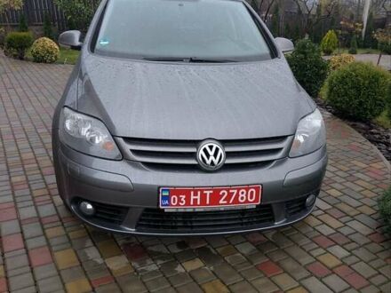 Серый Фольксваген Гольф Плюс, объемом двигателя 1.62 л и пробегом 194 тыс. км за 6000 $, фото 1 на Automoto.ua