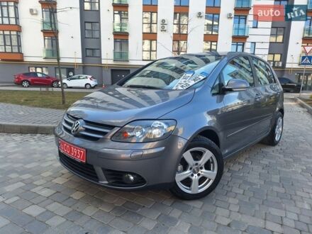 Сірий Фольксваген Golf Plus, об'ємом двигуна 1.6 л та пробігом 153 тис. км за 7350 $, фото 1 на Automoto.ua