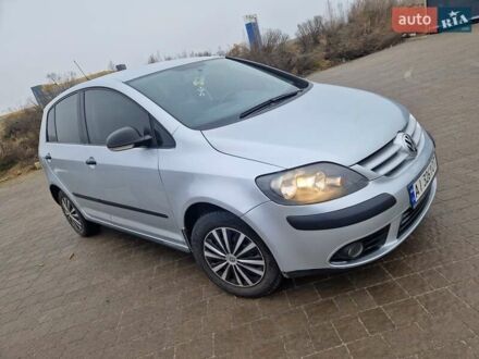 Фольксваген Гольф Плюс 2007 в Буче на Automoto.ua Серый Фольксваген Гольф Плюс, объемом двигателя 1.6 л и пробегом 280 тыс. км за 7200 $, фото 1 на Automoto.ua