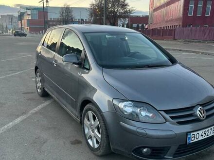 Серый Фольксваген Гольф Плюс, объемом двигателя 1.4 л и пробегом 218 тыс. км за 5500 $, фото 1 на Automoto.ua