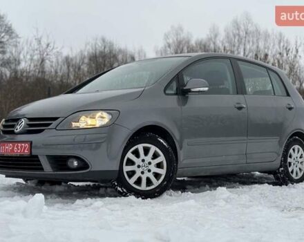 Сірий Фольксваген Golf Plus, об'ємом двигуна 1.6 л та пробігом 185 тис. км за 6290 $, фото 1 на Automoto.ua