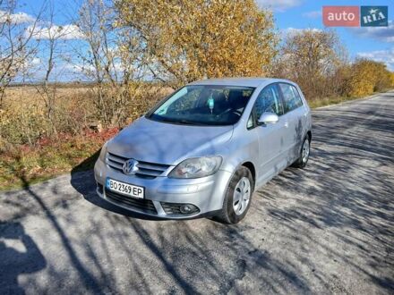 Фольксваген Гольф Плюс 2007 в Монастыриске на Automoto.ua Серый Фольксваген Гольф Плюс, объемом двигателя 1.6 л и пробегом 206 тыс. км за 6300 $, фото 1 на Automoto.ua
