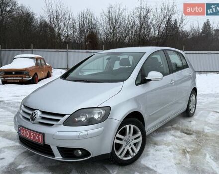 Сірий Фольксваген Golf Plus, об'ємом двигуна 1.6 л та пробігом 158 тис. км за 6500 $, фото 1 на Automoto.ua