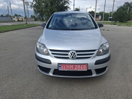 Серый Фольксваген Гольф Плюс, объемом двигателя 1 л и пробегом 140 тыс. км за 6399 $, фото 1 на Automoto.ua
