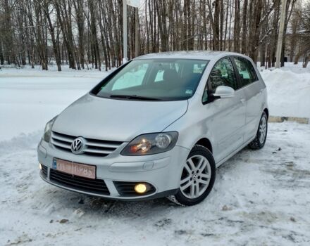 Серый Фольксваген Гольф Плюс, объемом двигателя 1.6 л и пробегом 184 тыс. км за 6650 $, фото 1 на Automoto.ua