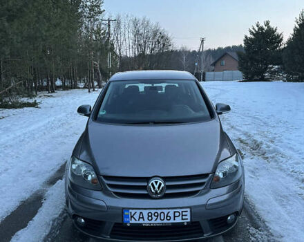 Серый Фольксваген Гольф Плюс, объемом двигателя 1.39 л и пробегом 164 тыс. км за 6500 $, фото 1 на Automoto.ua