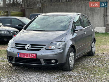 Сірий Фольксваген Golf Plus, об'ємом двигуна 1.4 л та пробігом 237 тис. км за 5700 $, фото 1 на Automoto.ua