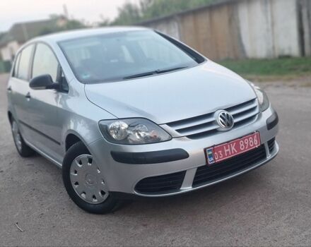 Сірий Фольксваген Golf Plus, об'ємом двигуна 1.6 л та пробігом 235 тис. км за 5750 $, фото 1 на Automoto.ua