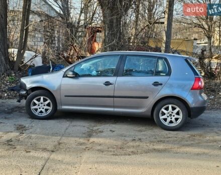 Серый Фольксваген Гольф Плюс, объемом двигателя 1.6 л и пробегом 200 тыс. км за 1800 $, фото 1 на Automoto.ua