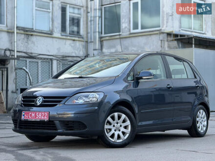 Серый Фольксваген Гольф Плюс, объемом двигателя 1.6 л и пробегом 197 тыс. км за 7999 $, фото 1 на Automoto.ua